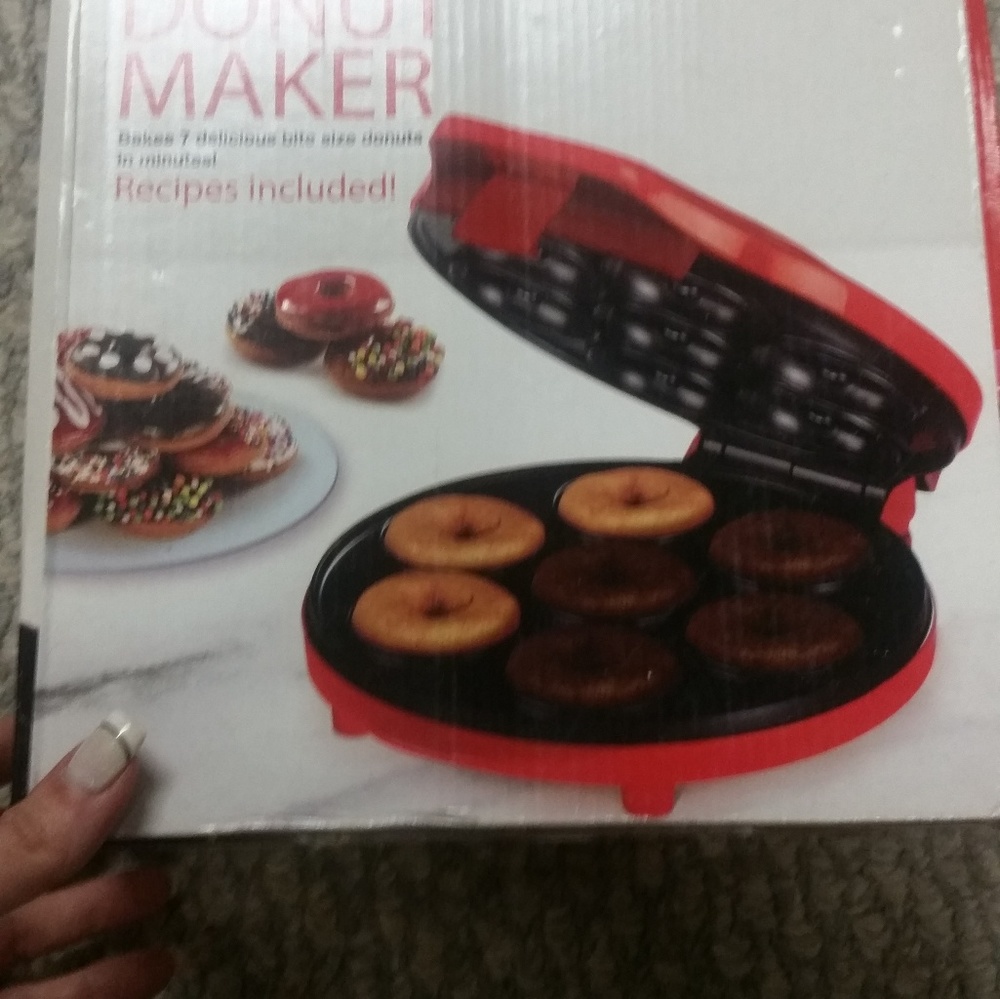 Donut maker